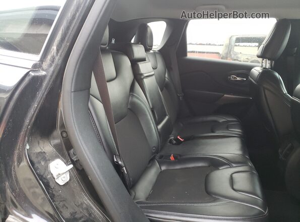 1C4PJMLB3KD319730 2019 JEEP CHEROKEE LATITUDE PL Black 