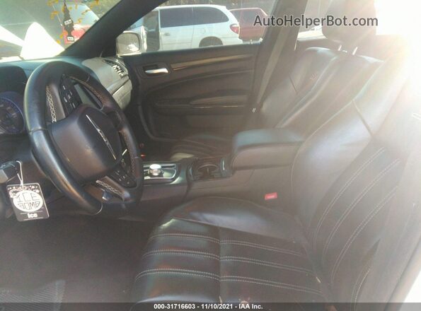 2C3CCABG5GH311034 2016 CHRYSLER 300 White Widok wnętrza z przodu