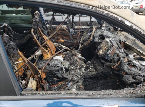 JF2SKAMC1NH411219 2022 SUBARU FORESTER Пожар 