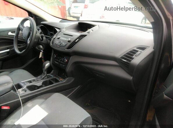 1FMCU9GD0JUC47538 2018 FORD ESCAPE Gray Widok wnętrza z przodu
