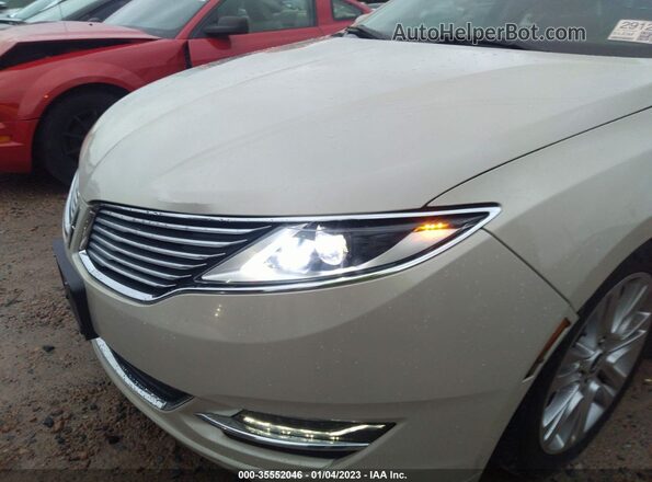 3LN6L2GK8GR633386 2016 LINCOLN MKZ Кремовый Вид спереди