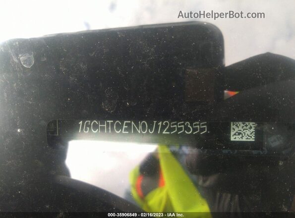 1GCHTCEN0J1255355 2018 CHEVROLET COLORADO Зеленый Вид подкапотного пространства
