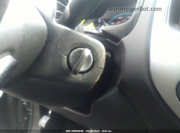 1GCHTCEN0J1255355 2018 CHEVROLET COLORADO Зеленый Вид панели приборов