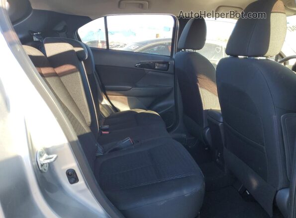 JA4AS3AA1JZ049240 2018 MITSUBISHI ECLIPSE Silver Widok wnętrza z tyłu