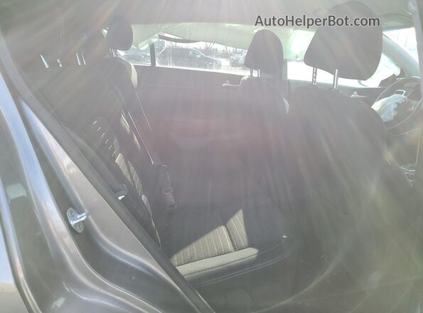 KNDPM3AC8H7053447 2017 KIA SPORTAGE Gray Հետևի նստատեղերի տեսք