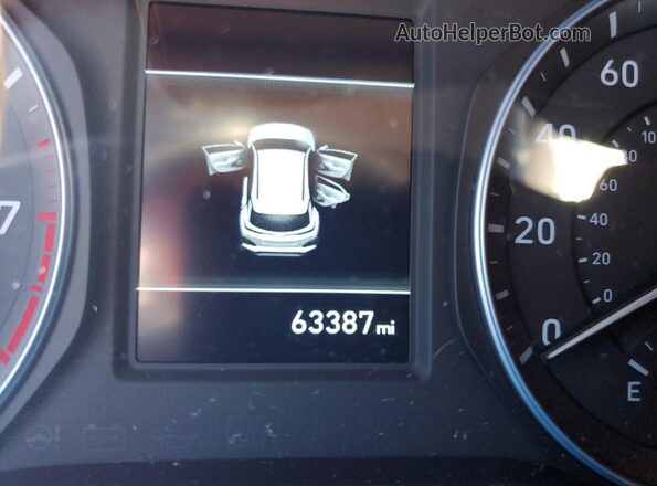 KM8K2CAA9LU407710 2020 HYUNDAI KONA Серебряный Вид панели приборов