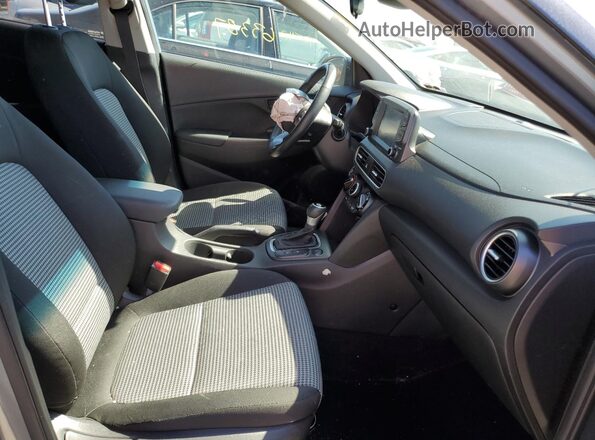 KM8K2CAA9LU407710 2020 HYUNDAI KONA Серебряный Вид спереди