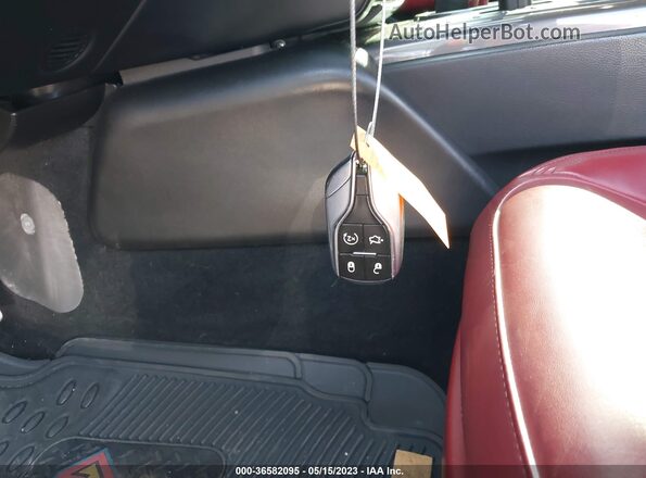 ZAM57YTS8J1290914 2018 MASERATI GHIBLI Blue Dashboard view