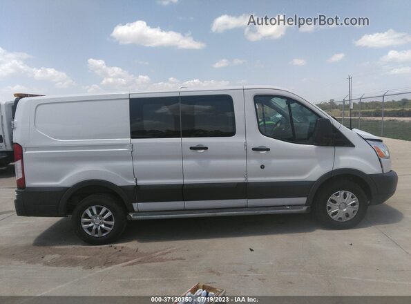 1FTYR1ZM3JKB17470 2018 FORD TRANSIT VAN White Widok wnętrza z tyłu