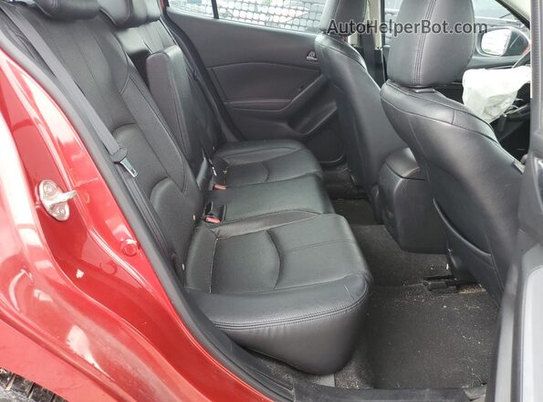 JM1BN1W36H1125916 2017 MAZDA 3 Red Rear seats view
