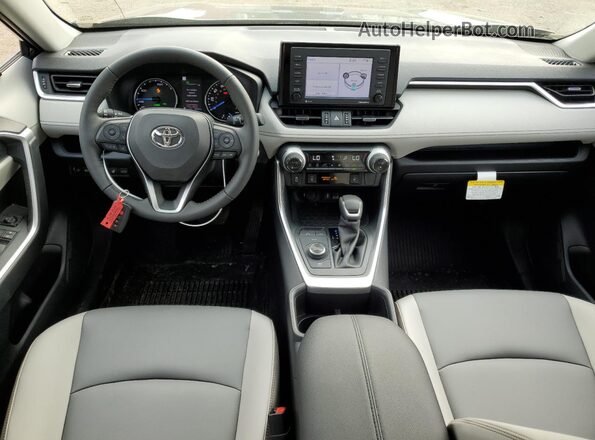 JTMB6RFV6ND078099 2022 TOYOTA LE Black 
