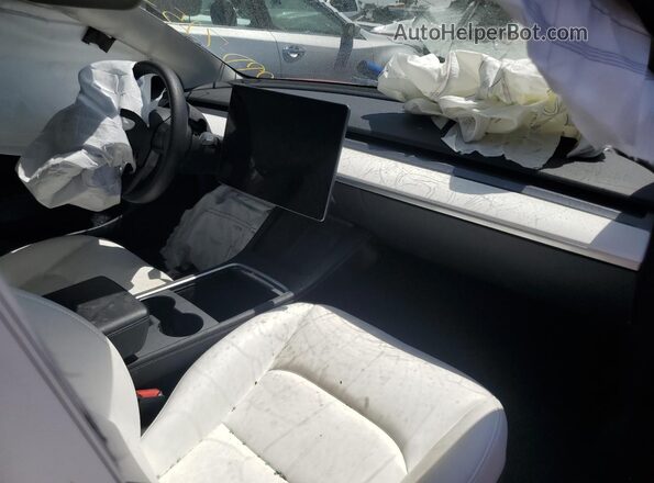 5YJ3E1EC2NF310604 2022 TESLA MODEL Red Dashboard view