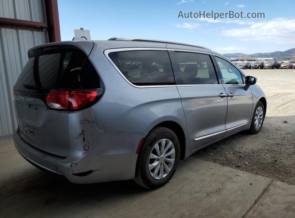 2C4RC1BG2KR731665 2019 CHRYSLER PACIFICA Silver 