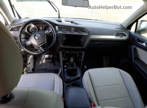 3VV2B7AX3KM011258 2019 VOLKSWAGEN TIGUAN Blue Вид панелі приладів