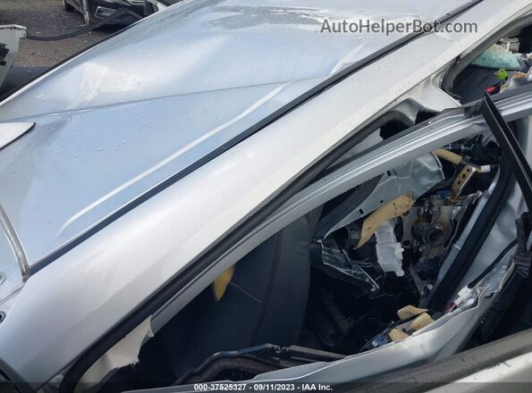 JTDL9MFU9N3040135 2022 TOYOTA LE Серый Вид салона спереди