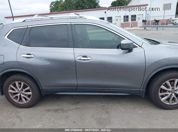 KNMAT2MT2KP515250 2019 NISSAN ROGUE Gray Rear interior view