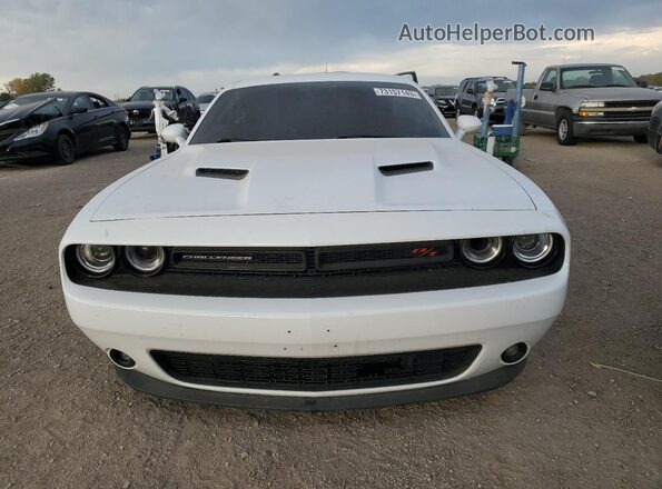2C3CDZBT2HH513193 2017 DODGE CHALLENGER Белый Вид спереди