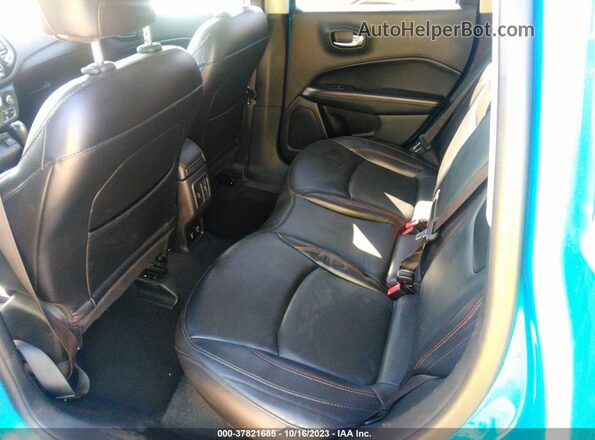 3C4NJCCB0LT187555 2020 JEEP COMPASS Blue VIN კოდის სტიკერის ხედი