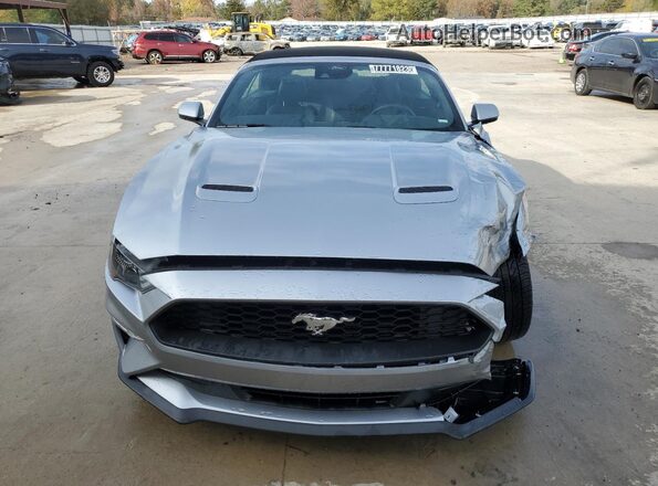 1FATP8UHXP5100584 2023 FORD MUSTANG Silver Вид спереду