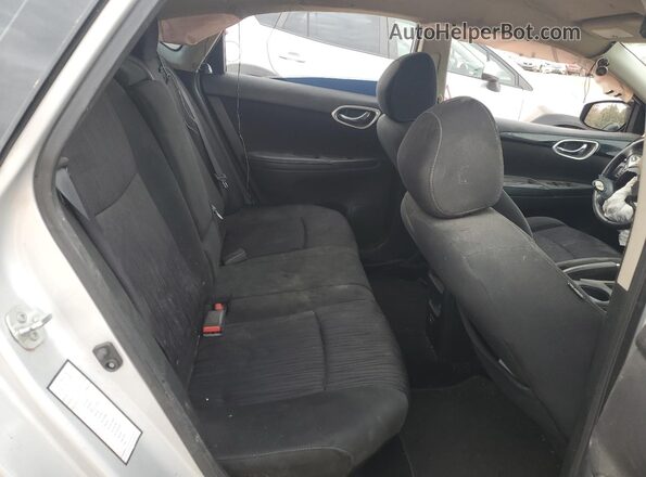 3N1AB7AP3KY300789 2019 NISSAN SENTRA Gray Հետևի նստատեղերի տեսք