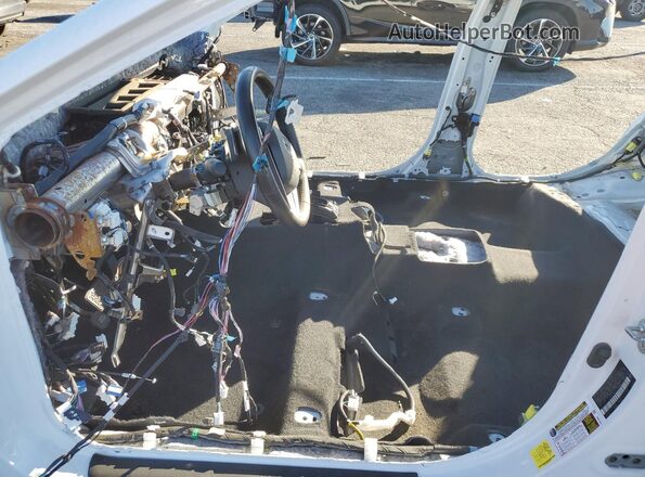 4T1G11AK3LU923972 2020 TOYOTA CAMRY White 