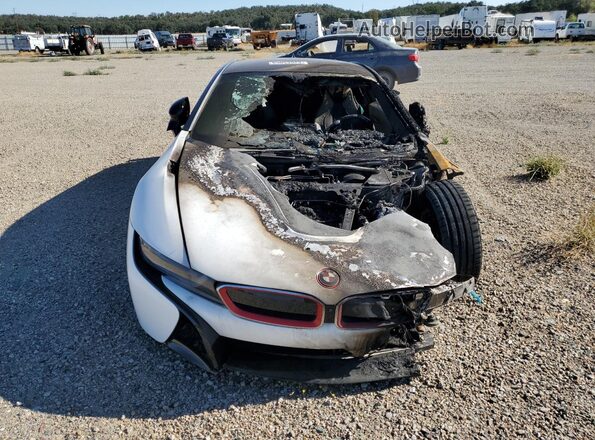 WBY2Z2C53GV675404 2016 BMW I8 White Widok tylnych siedzeń