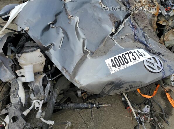 3VW5DAATXJM515575 2018 VOLKSWAGEN BEETLE Gray Widok wnętrza z tyłu