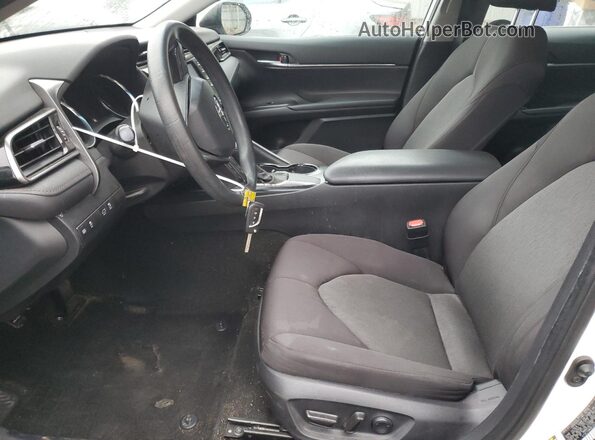 4T1C11AK6LU316754 2020 TOYOTA LE White წინა სალონის ხედი