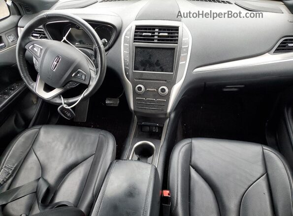 5LMCJ1C9XHUL50226 2017 LINCOLN MKC Silver წინა პანელის ხედი