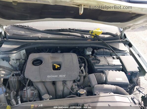 5NPD84LF6HH114634 2017 HYUNDAI ELANTRA White უკანა ხედი