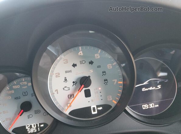 WP0AD2A9XJS156456 2018 PORSCHE 911 Red 