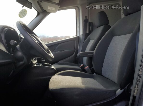 ZFBHRFAB4K6M33397 2019 RAM PROMASTER White Front interior view