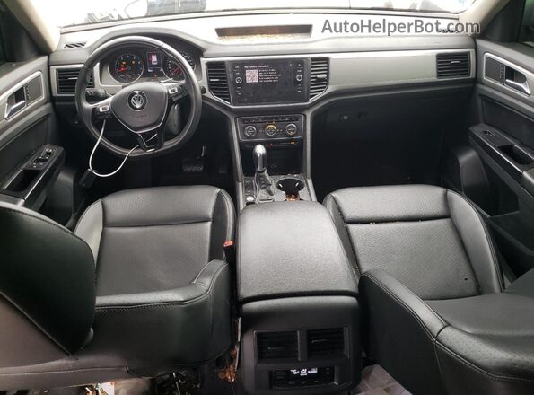 1V2DP2CAXKC594089 2019 VOLKSWAGEN ATLAS Silver Widok deski rozdzielczej