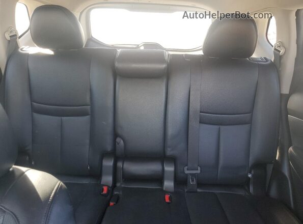 5N1AT2MT2HC796638 2017 NISSAN ROGUE Green Հետևի նստատեղերի տեսք