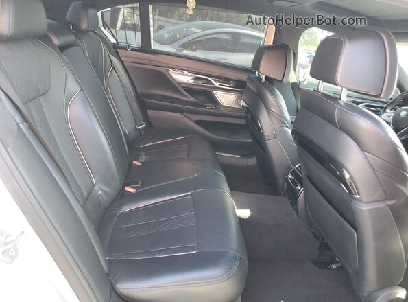 WBA7F2C54GG417202 2016 BMW 7 SERIES Серебряный Вид подкапотного пространства