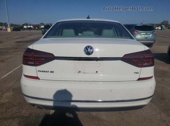 1VWBA7A32JC044506 2018 VOLKSWAGEN PASSAT White Вид ззаду