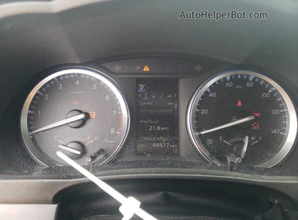 5TDJZRFH6JS542956 2018 TOYOTA HIGHLANDER White უკანა სავარძლების ხედი