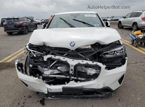 5UX33DT05P9R75444 2023 BMW X4 White Front view