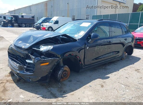 WP1AA2A29HKA89014 2017 PORSCHE CAYENNE Black Przód lewy