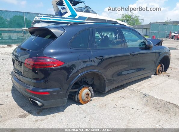 WP1AA2A29HKA89014 2017 PORSCHE CAYENNE Black Tył prawy