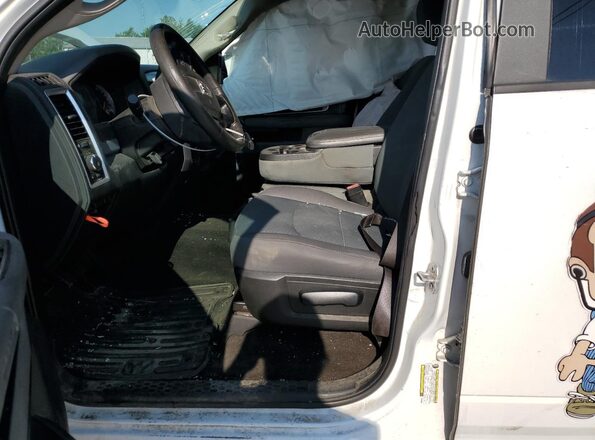 1C6RR7TT0HS696653 2017 RAM 1500 White Front interior view