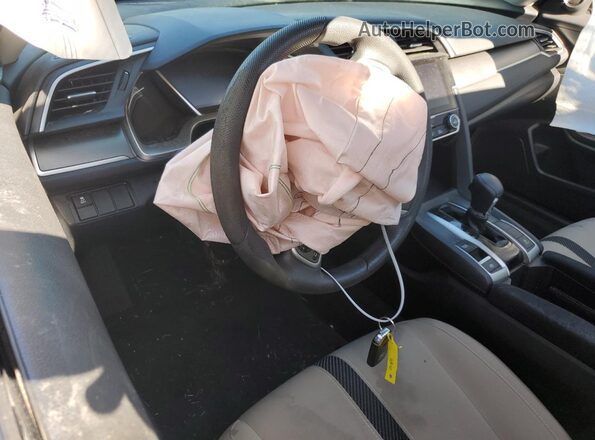 2HGFC2F74JH522193 2018 HONDA CIVIC White Вид панелі приладів