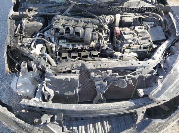 3N1AB7AP0JY225483 2018 NISSAN SENTRA Black Widok wnętrza z tyłu