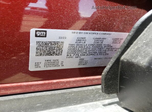 KL77LGE22RC170135 2024 CHEVROLET TRAX Burgundy Vista del compartimento del motor