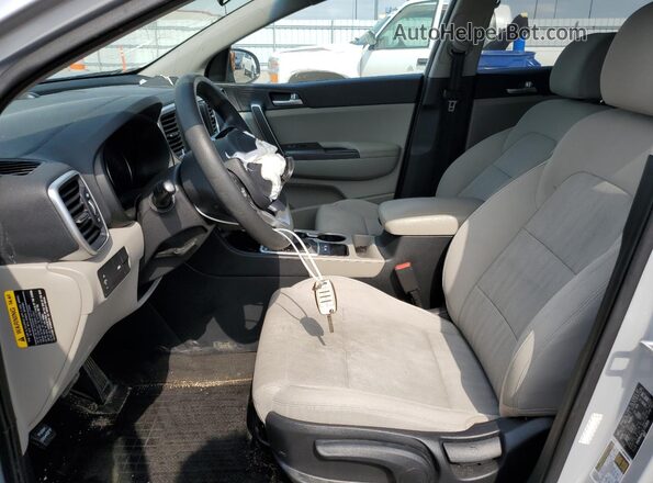 KNDPM3AC1L7752816 2020 KIA SPORTAGE Silver Widok wnętrza z przodu