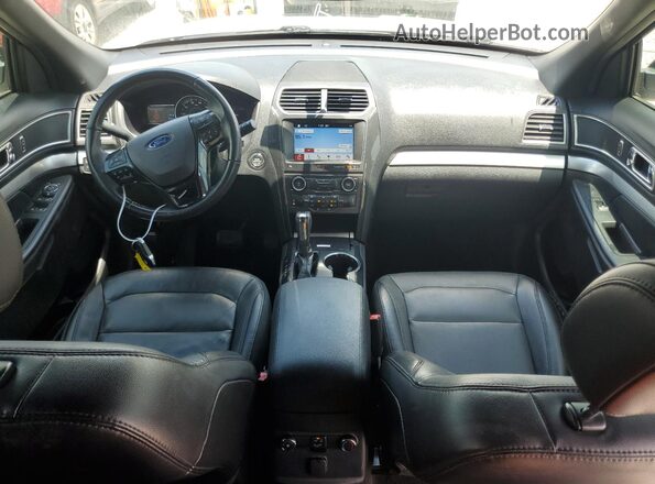 1FM5K7D80HGD39350 2017 FORD FORD EXPLORER White Dashboard view