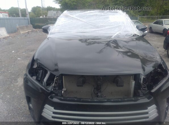 5TDKZRFH1KS572386 2019 TOYOTA LE Black Հետևի տեսք