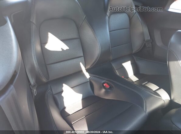 1FATP8UH0K5161466 2019 FORD MUSTANG Silver VIN կոդի պիտակի տեսք