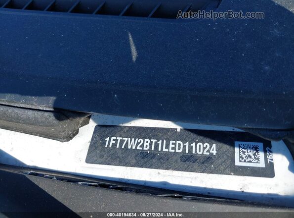 1FT7W2BT1LED11024 2020 FORD F250 White Widok komory silnika
