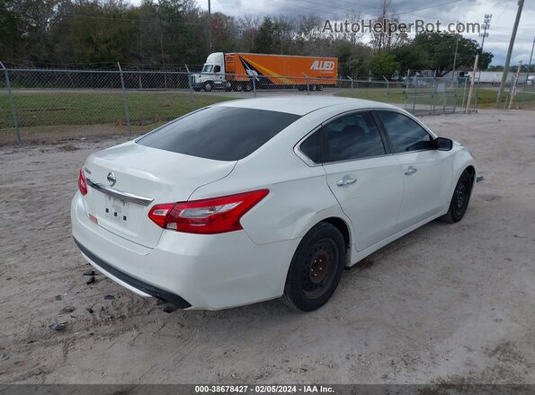 1N4AL3AP4HN311072 2017 NISSAN ALTIMA White Tył prawy
